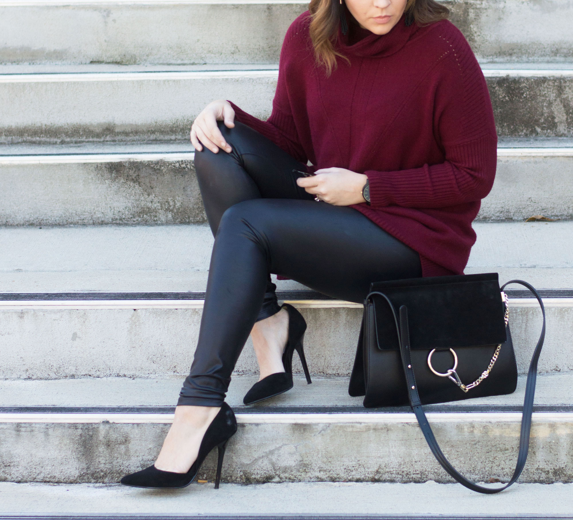 dezzel_red_sweater_5