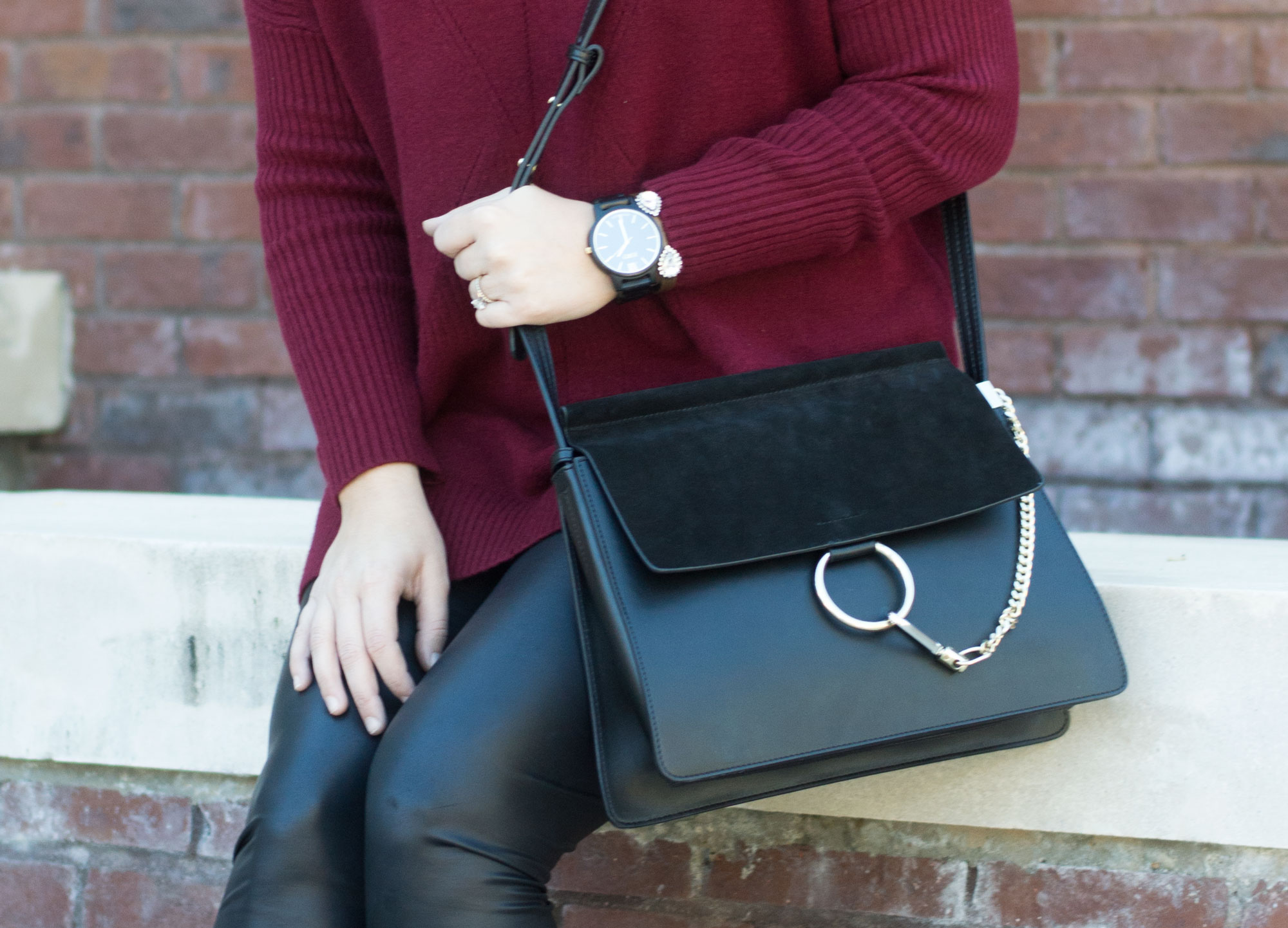 dezzel_red_sweater_7